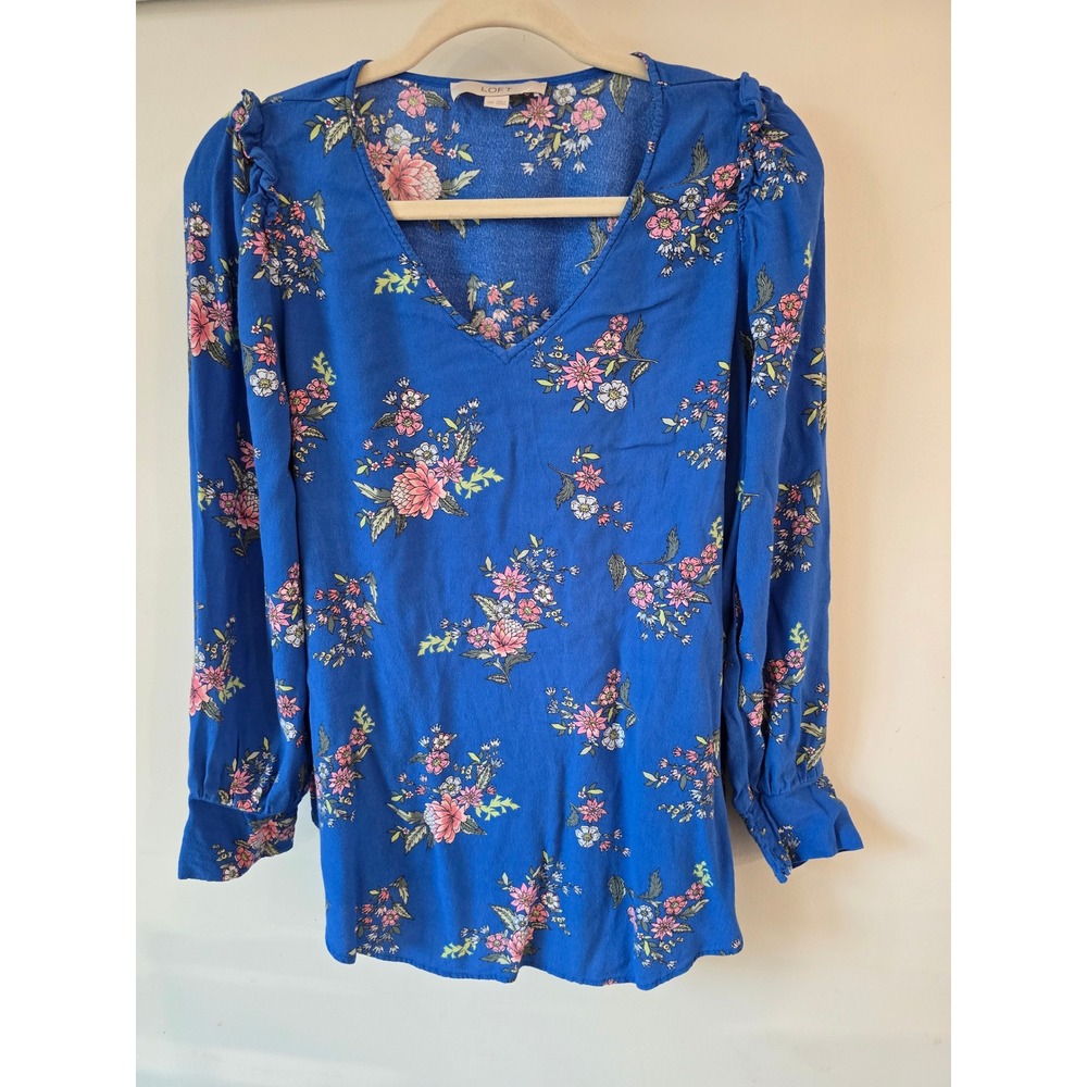 LOFT Blue Floral V-Neck Puff Sleeve Blouse Size Medium MM Rayon Tunic